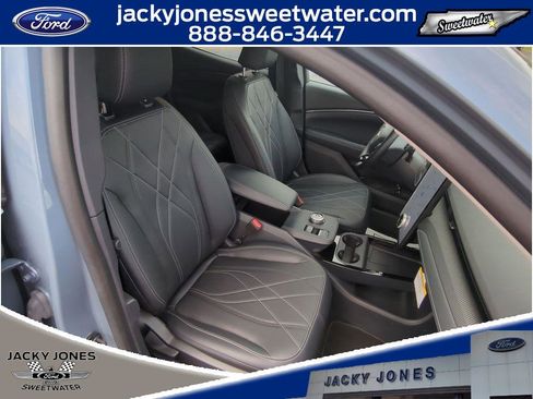 New 2024 Ford Mustang Mach-E Select w/ Comfort Package Lite image 28