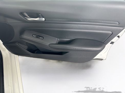 Used 2025 Nissan Altima 2.5 SV image 29