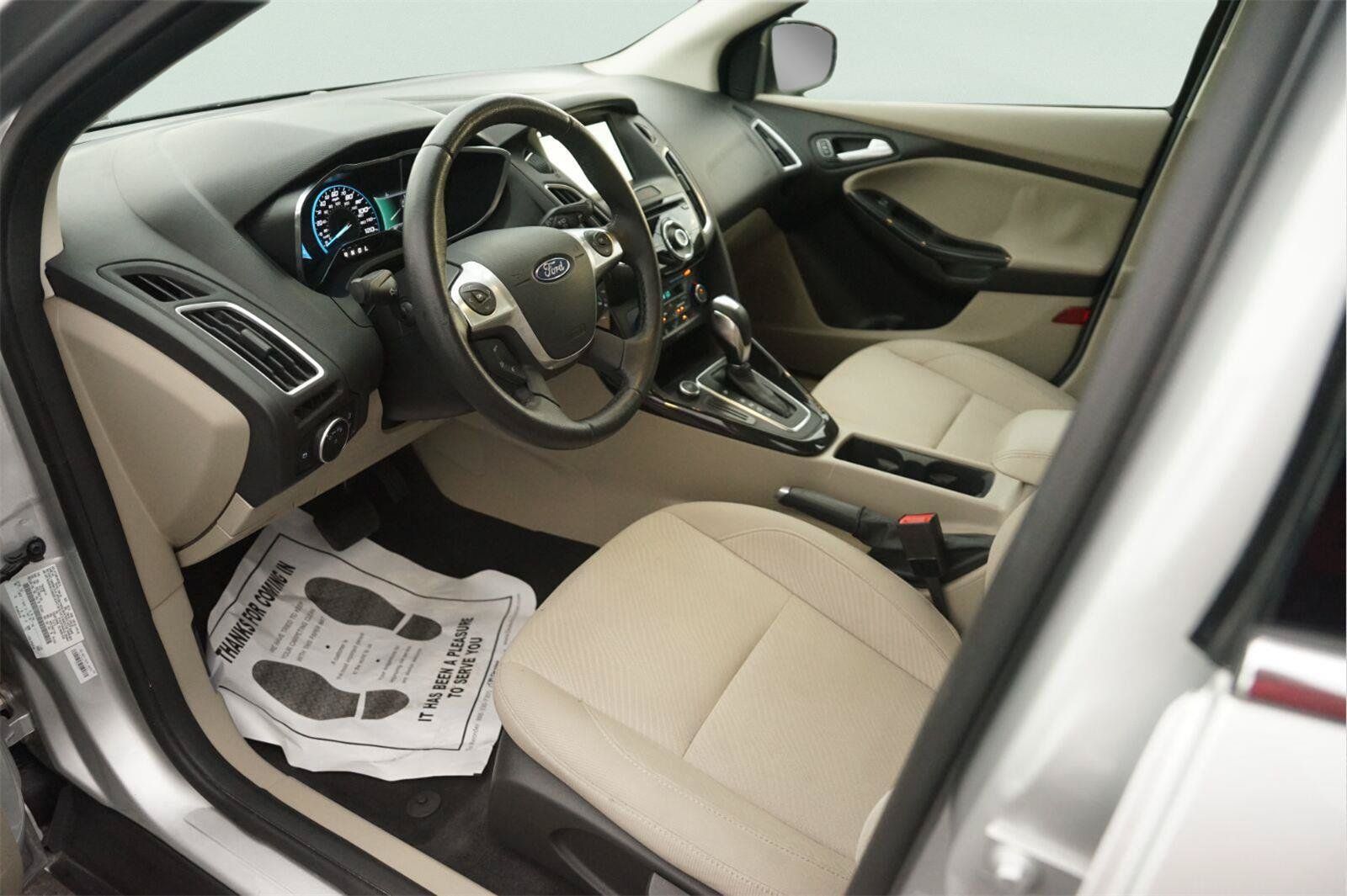 Used 2016 Ford Focus Electric Hatchback FWD image 8