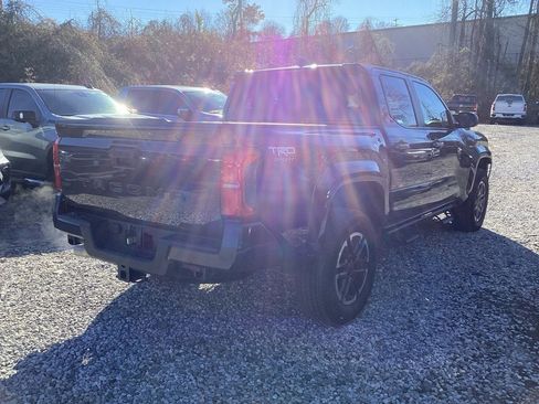 Used 2024 Toyota Tacoma TRD Sport image 4