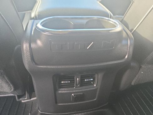 Used 2017 Nissan Titan PRO-4X image 12