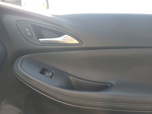 Used 2021 Buick Encore GX Preferred image 30