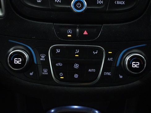 Used 2023 Chevrolet Malibu LT image 27