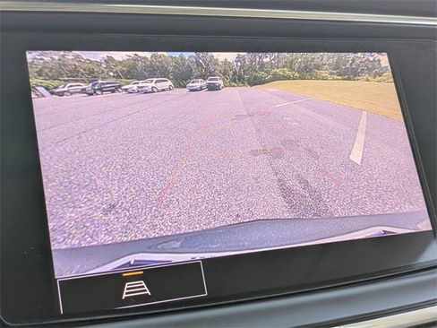 Used 2022 Buick Enclave Essence w/ Experience Buick Package image 20