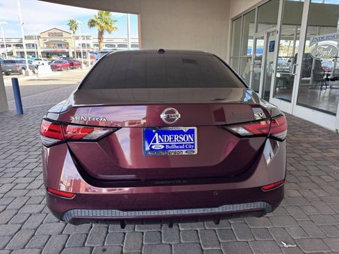 Used 2021 Nissan Sentra SV image 4