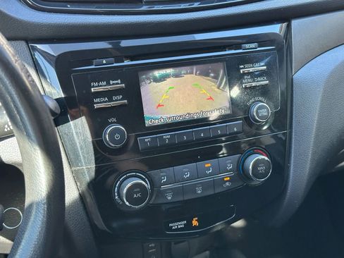 Used 2018 Nissan Rogue Sport S w/ S Appearance Package FWD image 25