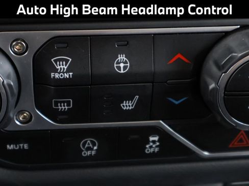 Used 2025 Jeep Wrangler Unlimited Rubicon AWD/4WD image 26