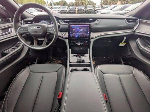 New 2025 Jeep Grand Cherokee L Limited w/ Black Appearance Package image 13