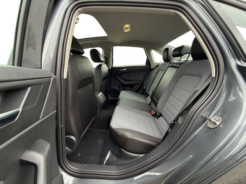 New 2026 Volkswagen Jetta SE image 11