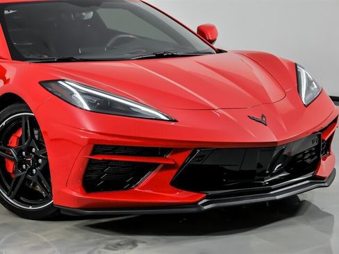 Used 2020 Chevrolet Corvette Stingray Premium Cpe w/ 3LT Preferred Equipment Group RWD image 2