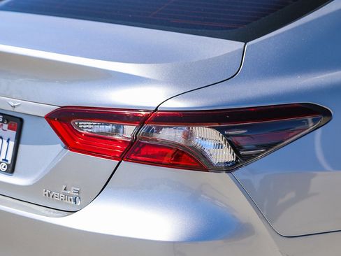 Used 2022 Toyota Camry LE FWD image 9