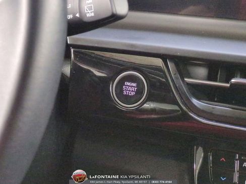 Certified 2025 Kia Seltos S FWD image 19