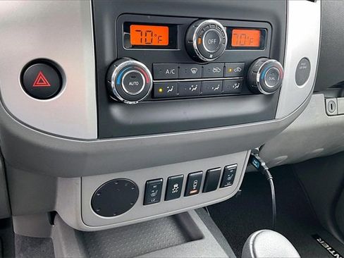Used 2020 Nissan Frontier SV image 14