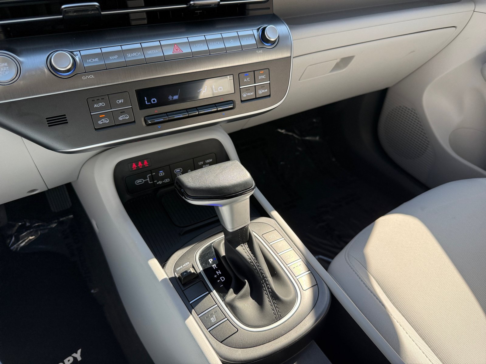 Certified 2026 Hyundai Kona SEL Sport FWD image 13