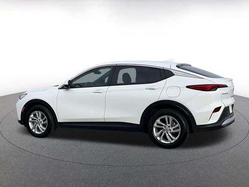 Used 2025 Buick Envista Preferred image 10