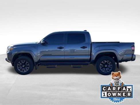 Used 2022 Toyota Tacoma Limited image 7