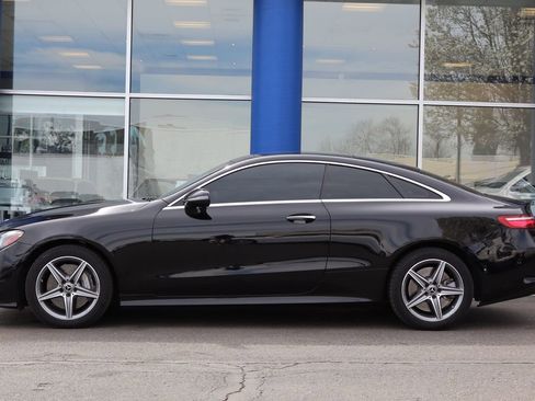 Used 2018 Mercedes-Benz E 400 4MATIC Coupe image 2