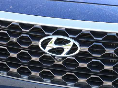 Used 2019 Hyundai Santa Fe AWD image 12