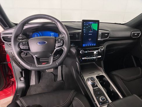 Certified 2024 Ford Explorer ST w/ Equipment Group 401A image 7