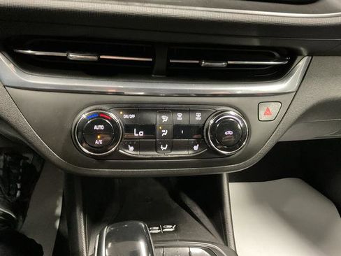 Used 2024 Buick Envista Preferred w/ Convenience I Package image 26