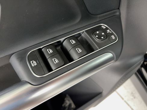 Used 2026 Mercedes-Benz GLA 250 image 13