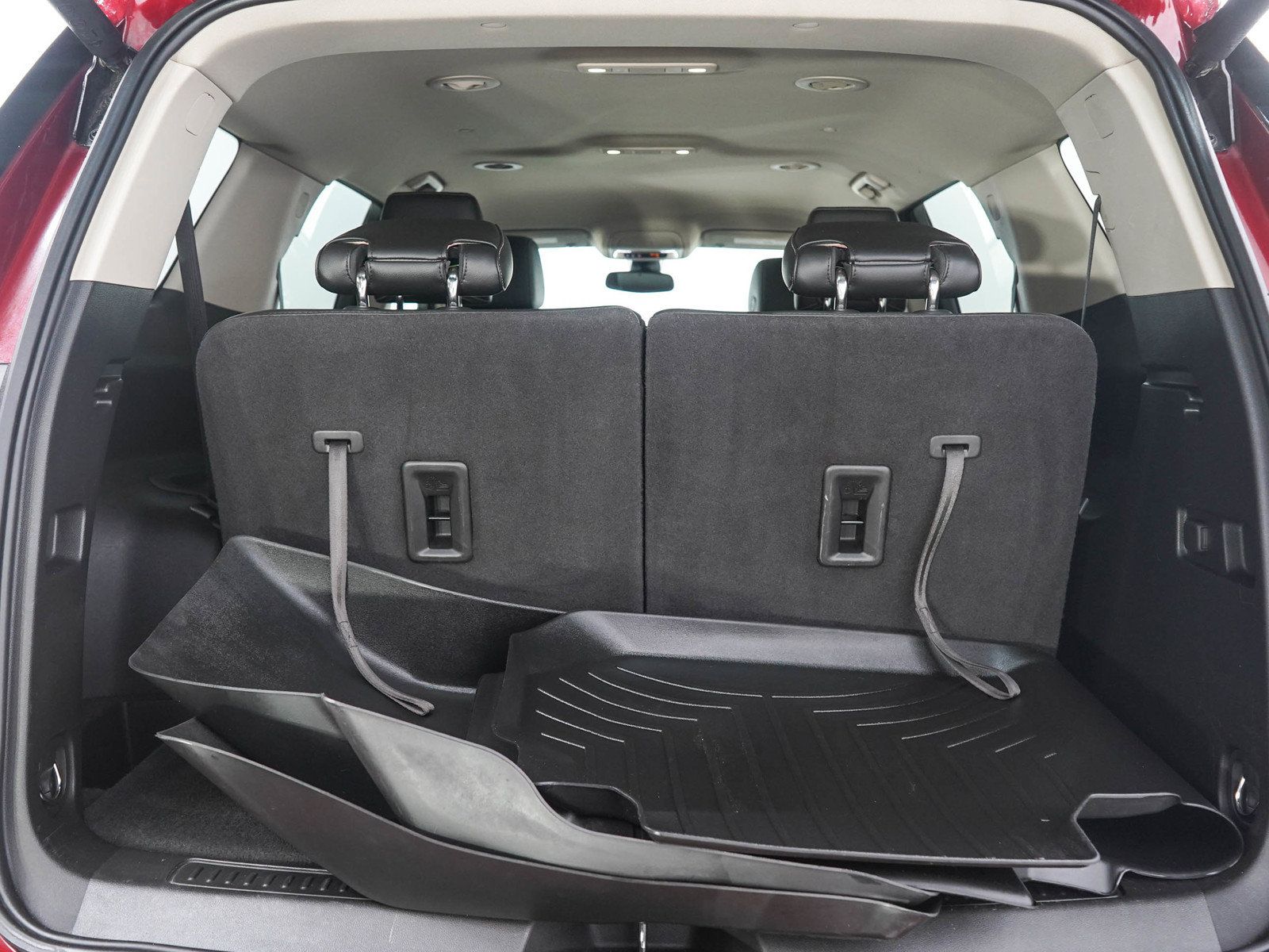 Used 2017 GMC Acadia Denali w/ Technology Package AWD/4WD image 9
