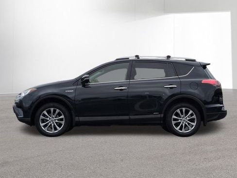 Certified 2017 Toyota RAV4 Limited image 9