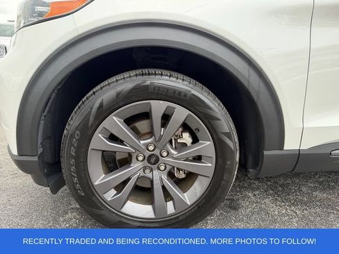 Used 2023 Ford Explorer XLT w/ Equipment Group 202A RWD image 9