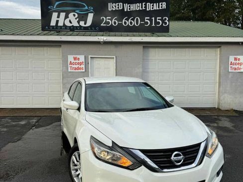 Used 2016 Nissan Altima 2.5 S w/ Power Driver Seat Package image 5