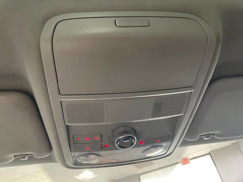 Used 2019 Volkswagen Passat 2.0T Wolfsburg w/ Wheels & Sunroof Package image 36