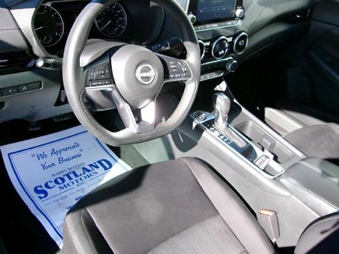 Used 2024 Nissan Sentra SV image 12