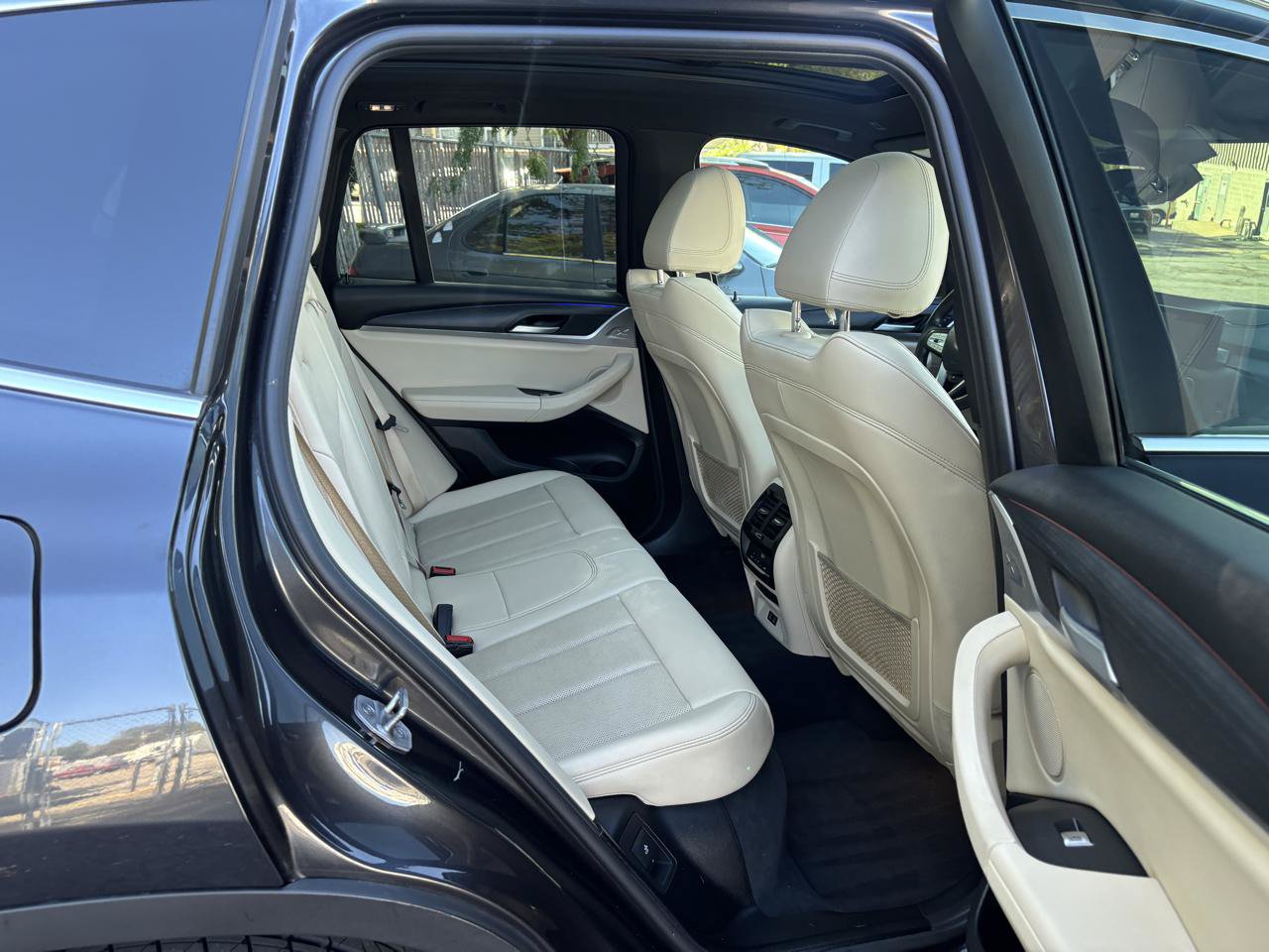 Used 2022 BMW X3 xDrive30i AWD/4WD image 15