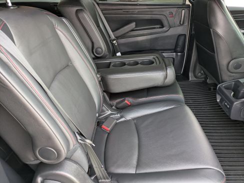 Used 2024 Honda Odyssey Sport image 14