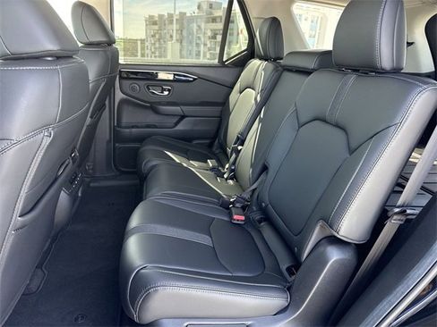 Used 2025 Honda Pilot EX-L image 22