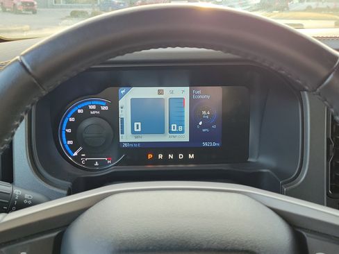 Used 2024 Ford Bronco Badlands image 24