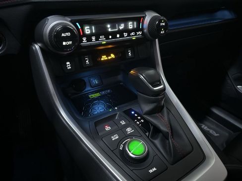 Used 2024 Toyota RAV4 XSE w/ Weather Package image 12