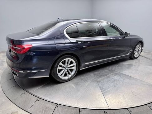 Used 2018 BMW 750i xDrive AWD/4WD image 5