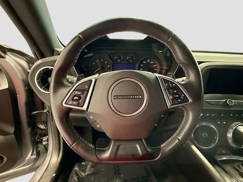 Used 2020 Chevrolet Camaro LT RWD image 11