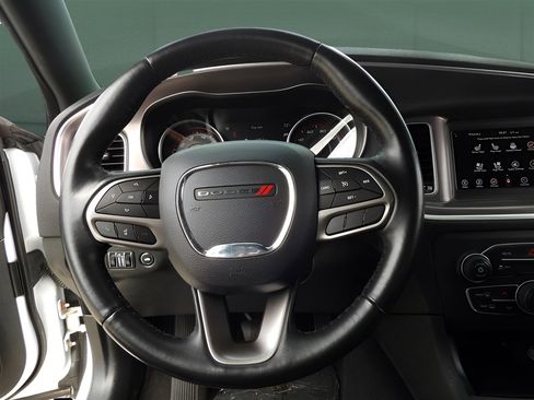 Used 2021 Dodge Charger SXT w/ Leather Interior Group image 18