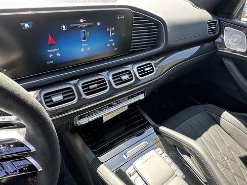 New 2026 Mercedes-Benz GLS 63 AMG 4MATIC image 33