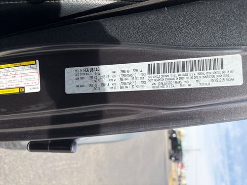 Used 2016 Jeep Wrangler Unlimited Rubicon w/ Connectivity Group AWD/4WD image 25