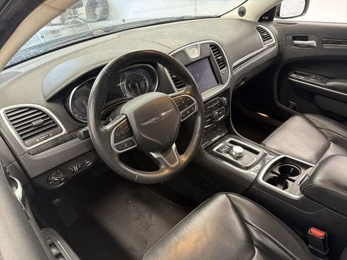 Used 2021 Chrysler 300 Touring L AWD/4WD image 12