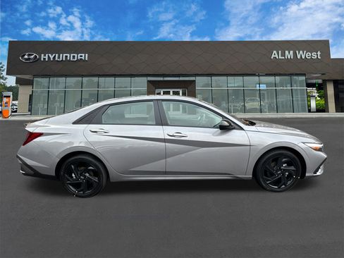 New 2026 Hyundai Elantra Sport image 4