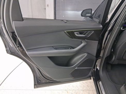 Used 2021 Audi Q7 3.0T Prestige w/ Prestige Package image 28