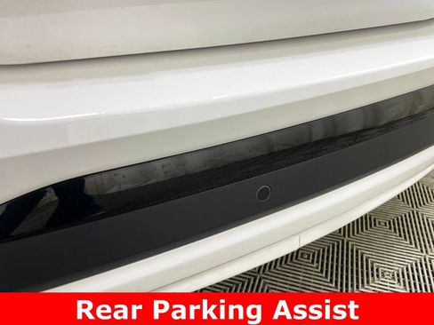 Certified 2024 Chevrolet Equinox RS w/ LPO, Floor Liner Package FWD image 11