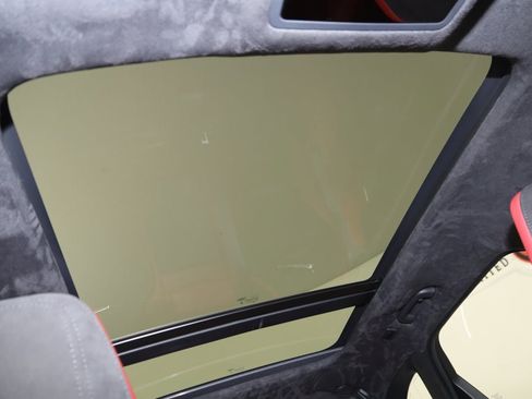 Used 2024 Jaguar F-PACE SVR image 11