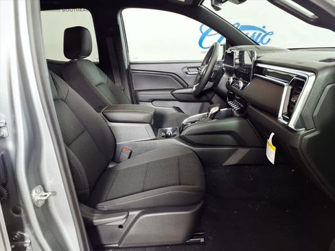 New 2026 GMC Canyon Elevation w/ Convenience Package image 19