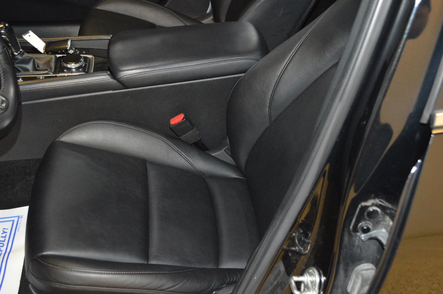 Used 2024 MAZDA MAZDA3 s FWD image 15