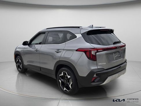 Certified 2025 Kia Seltos EX w/ EX Sunroof Package AWD/4WD image 8