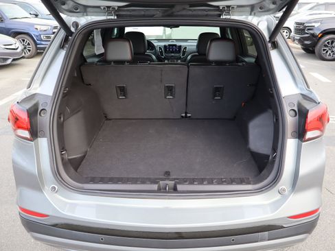 Used 2024 Chevrolet Equinox RS w/ RS Leather Package image 33